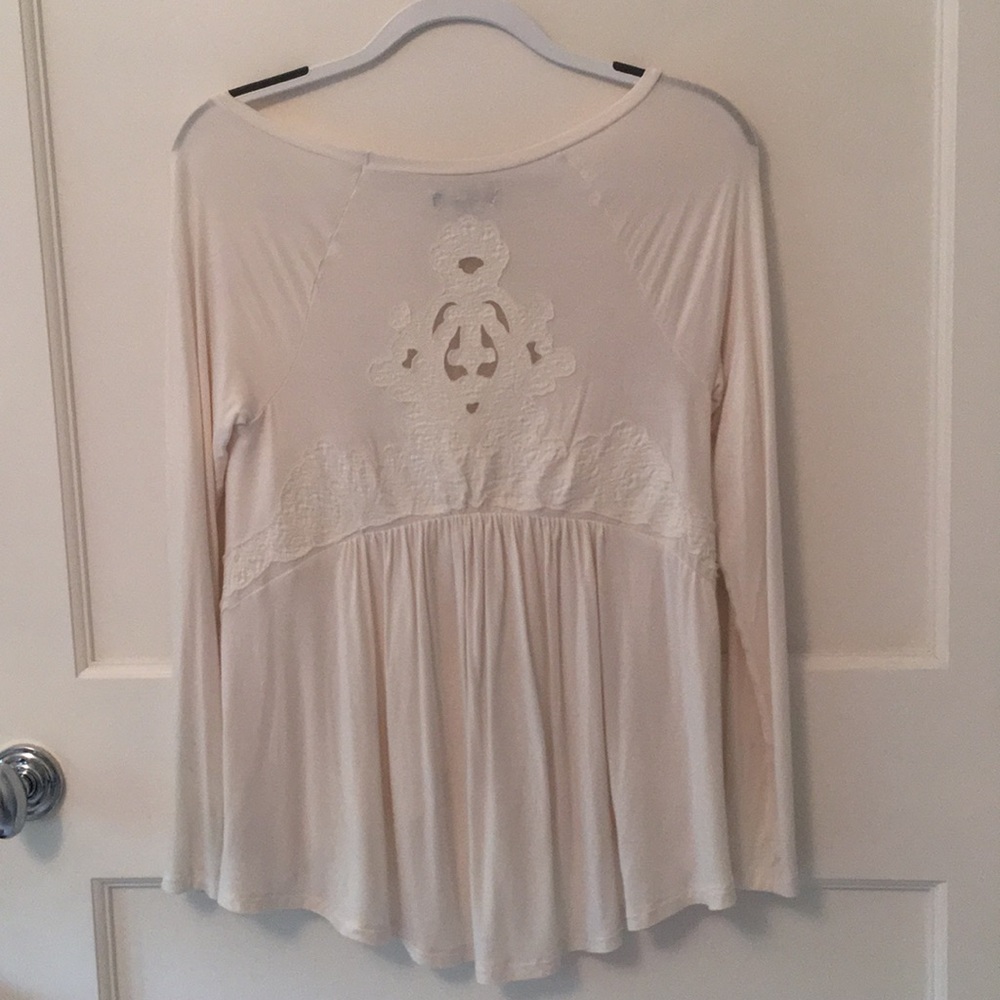 American Eagle Outfitters White Longsleeve